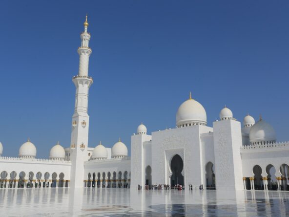 Ramadan in the UAE. Sheikh Zayed Mosque, Abu Dhabi, United Arab Emirates